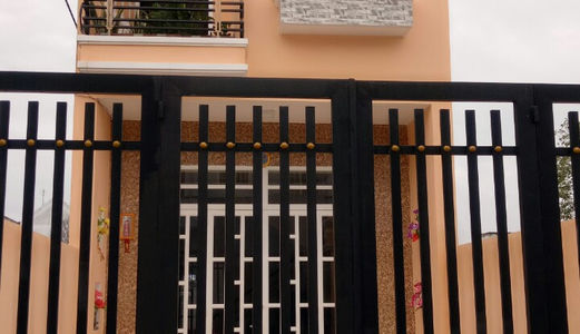 Bán Nhà Chính Chủ Mặt Tiền Chợ Gò Đen 1 Trệt 1 Lầu Xây Mới 450 Triệu Sổ Hồng Riêng 108m²