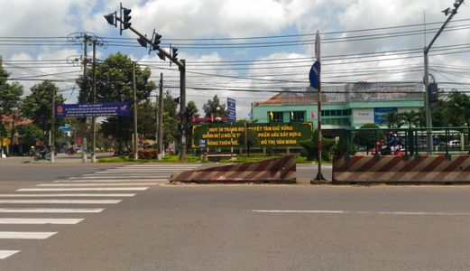 Ban Đất Mặt Tiền Vỏ Nguyên Giáp Trung Tâm Trãng Bom