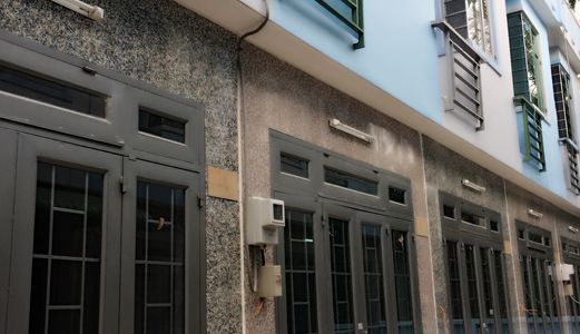 Bán Dãy Nhà Phố 05 Căn Mới Gần Ngã Tư Ga , Hẻm Ôtô 5M Đường Thạnh Xuân 650Tr, Vị Đẹp Tại Q.12.