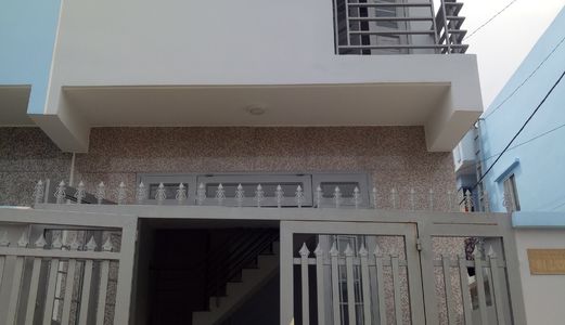 Nhà Ngay Cầu Phú Long Mới Quận 12 (3.6X10M), Đúc 1 Trệt 1 Lầu. Giá 875 Triệu