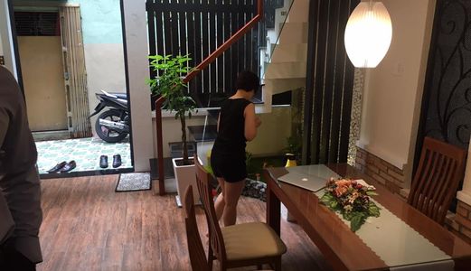 Bán Nhà Đặng Văn Ngữ, 35m2, 4.45 Tỷ, 3 Tầng, Nhà Đẹp, Cách Mặt Tiền 30m.