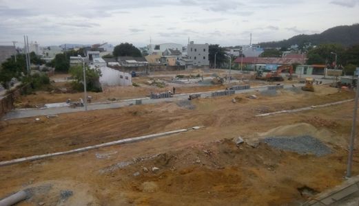 Đất Quận 2. Đường Song Hành.sổ Hồng Riêng Cần Bán Gấp 