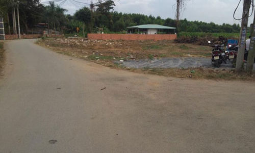  Cần Tiền Bán Lô Góc 140M2 Thổ Cư, Ngay Trung Tâm Thị Trấn Giá 430 Triệu