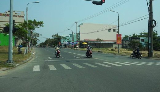 Lô Góc Đường 33m Cách Bãi Tắm 500m, Gía 495 Tr