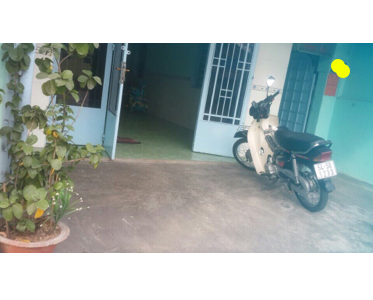 Bán Gấp Nhà Mặt Tiền Huỳnh Tấn Phát 300m2, Đang Cho Thuê 70 Triệu/ Tháng.