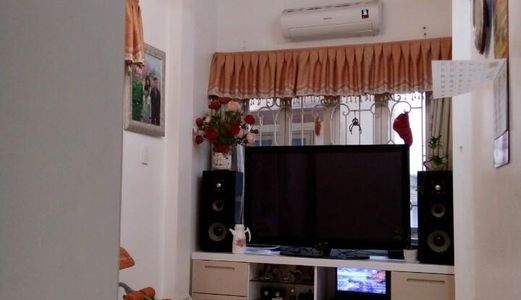 1.5 Tỷ, Nhà Siêu Đẹp, 5 Tầng, Lô Góc Trần Khát Trân.