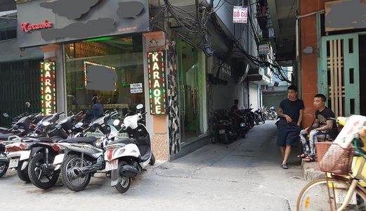 Bán Nhà Mặt Phố Quận Hoàn Kiếm 40M, 5 Tầng, Lô Góc, Kinh Doanh 8.2 Tỷ.