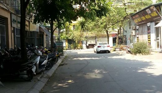 Chính Chủ Gửi Bán Mảnh Đất 36,5M2 Hai Mặt Thoáng Phố Văn La 19,5M. Vị Trí Kinh Doanh Đắc Địa