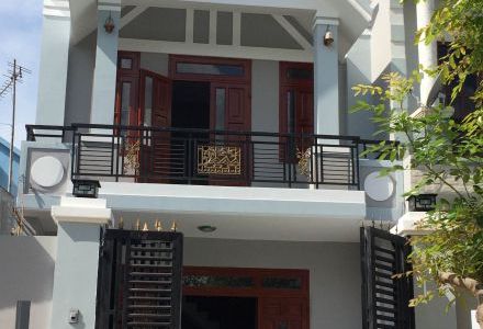 Nhượng Lại Căn Nhà 1 Trệt 1 Lầu - Tình Lộ 10 - Giá 899 Triệu - Shr