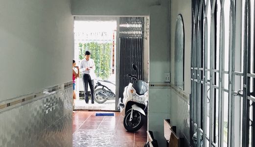 Bán Gấp Nhà Cấp 4 Mới 2 Phòng Ngủ 77M2, Gần Mặt Tiền Lê Văn Lương Chỉ 1.45 Tỷ. Shr. Lh: 0935771906