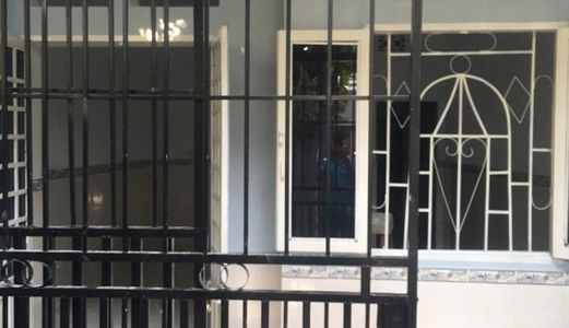 Nhà Gần Chợ Hưng Long, 2 Phòng Ngủ, Sổ Hồng. 4X18, Có Gác Lửng