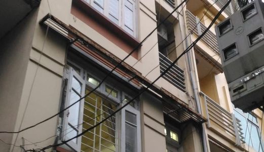 Cần Bán Nhà Làm Văn Phòng, Công Ty Khu Thái Hà 88M2, 4 Tầng Giá 13.8 Tỷ.