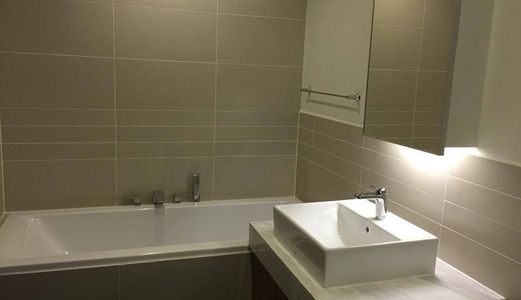 Bán Nhà Đường Đại Cồ Việt, Hai Bà Trưng, 86Mx2T, Ngõ Rộng 5 Ô Tô Tránh, Kinh Doanh Tốt, 14.7 Tỷ.