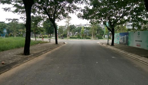 Đất Trung Tâm Kdt Vạn Phúc, Dt: 5X20M2, Đường 20M Hiện Hữu, Đối Diện Bệnh Viên Đa Khoa Quốc Tế