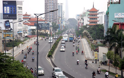 Mặt Tiền Phố Nguyễn Văn Trỗi, Q. Pn, 5 Tầng, Mt 4m, Giá 12 Tỷ. ( Tl)