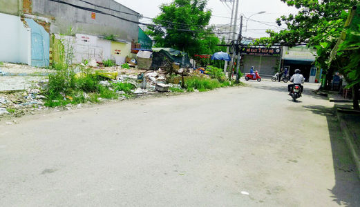 Bán 200m2 Đất Thổ Cư, Ngay Sau Nhà Mặt Tiền,hẻm Nhựa 8m, Xã Nhơn Đức, Chỉ 2.15 Tỷ