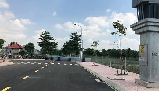 Bán Đất Quận 9 Giá Rẻ Mt Đường Lã Xuân Oai Dân Cư Đông Đúc An Ninh Cao