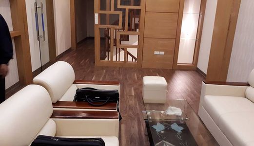  Nhà Đẹp Phân Lô, Gara Ô Tô, Kinh Doanh Phố Ngụy Như Kom Tum 42M2X 5 Tầng.