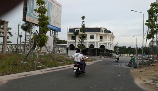 Đất Ngay Chợ Bến Cát 2. Dt 100M2 /400Tr Thổ Cư 100%