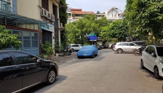 Gần Hồ Kinh Doanh Đỉnh Hoàng Cầu Đống Đa 40M2 Vỉa Hè Ô Tô Nhỉnh 7 Tỷ.