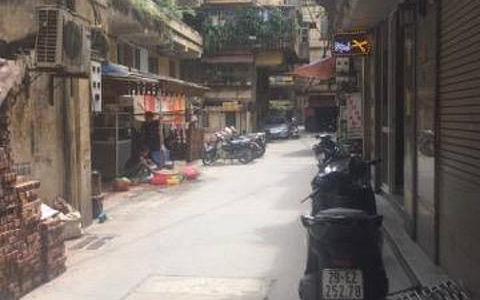 Bán Nhà Đẹp Thịnh Quang, Kd, Ôtô Đỗ, Chỉ 2.2 Tỷ.