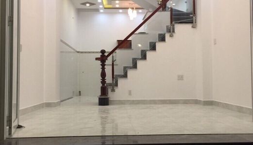 Chính Chủ Cần Bán Nhanh Căn Nhà Đẹp . Dt 4x11m.1 Tr,2 L, St. Giá 2.48 Tỷ . Hẻm 2174 Htp