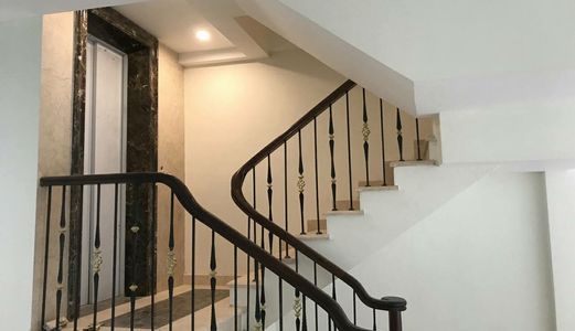 Bán Nhà Mặt Phố Xã Đàn 2, 5 T, Kinh Doanh Đỉnh, Ô Tô, 8,6 Tỷ.