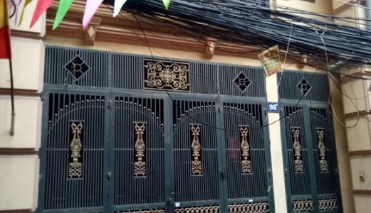 Cần Bán Gấp Căn Nhà Kinh Doanh Đa Dạng Tại Phố Thụy Khuê Tây Hồ, Khu Vực Tây Ta Qua Lại, Buôn Bán S