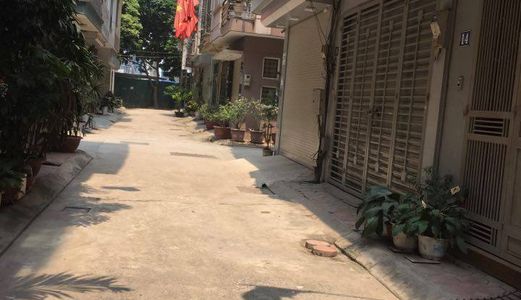 Bán Nhà Đẹp, Phân Lô, Ô Tô Đỗ Cửa, Cầu Giấy. Giá 7.5 Tỷ