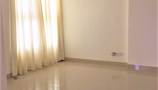 Phú Hoàng Anh 2 Cho Thuê 2 Phòng Ngủ, Nội Thất Dính Tường