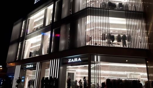 Bình 5m Cho Thuê Nhà Mặt Phố Mặt Tiền 50m Gần Vincom Bà Triệu.