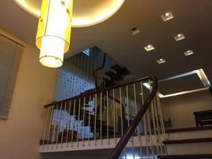 Bán Gấp Nhà Đẹp Kv Hồ Tùng Mậu, Lô Góc, 46m2, Ô Tô Cách 8m, Nhỉnh 4 Tỷ.