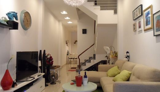 Nhà Đẹp Phương Mai, 35M2, Giá Chỉ 3.4 Tỷ.