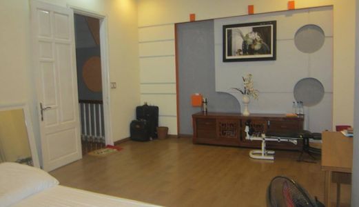 Bán Nhà Cù Chính Lan Phân Lô, Ôtô Tránh, Gara, Mới Đẹp 8.5 Tỷ