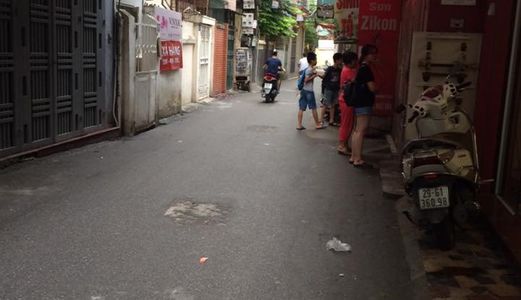 Bán Nhà Phân Lô  Đê La Thành  Oto Đỗ Cửa Dt 50M , Giá 6.2 Tỷ