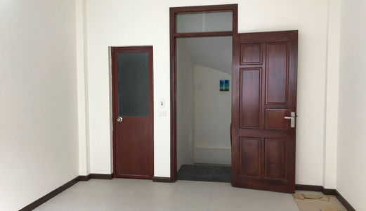 Gia Đình Cần Bán Nhà Phú Đô, 32m2, 5 Tầng Đẹp, Hướng Đông Nam, 2,250 Tỷ Có Thương Lượng.
