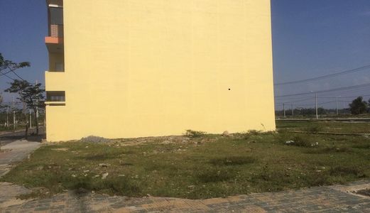 - Lô Góc Đường 27M Chỉ 137.5M2, Vị Trí Trung Tâm, Thuộc Kđt Phía Nam Đà Nẵng, Cách Biển 500M.