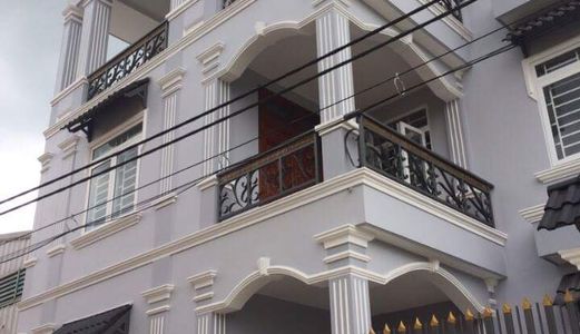 Chủ Nhà Cần Tiền Bán Gấp Nhà Dạng Biệt Thự 1 Trệt 2 Lầu Tx33 , Có Shr, Giá Mềm