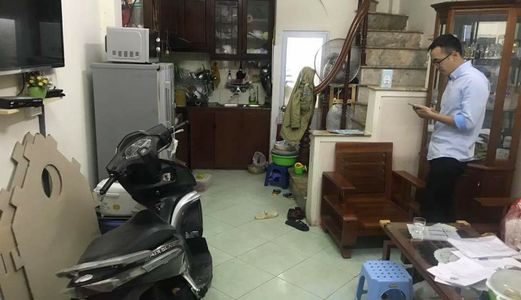 Nhà 3 Mặt Thoáng – 2.45 Tỷ. Bán Gấp Nhà Ngõ Quan Nhân 24m X 5 Tầng, Mt 4m.