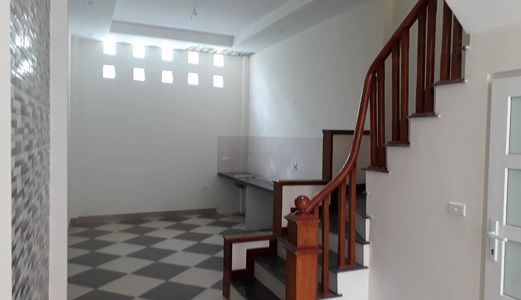 Nhà 5 Tầng Xây Mới Xây Mới Hoàng Quốc Việt Sổ Đỏ Chính Chủ. 