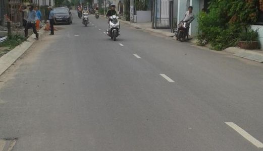  Nhà Gần Lê Thị Riêng Dt 500M , Đường Xe Tải Rộng , Sh Riêng , Giá 19 Triệu /m2 . 