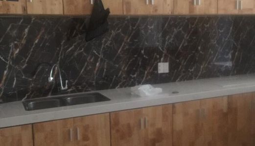  Tôi Chính Chủ Cần Gấp Nhà 2 Tầng Đẹp  Kiệt 6m  Ô Tô Đường Hà Huy Tập . Tpdn 