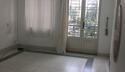 Duy Nhất Văn Phòng 30M2 Ngay Đường Hoa Sứ Phú Nhuận Dt-30M2