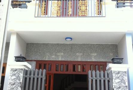 Nhà Mt 10M Đường Nhựa Dt 100M2 Shr Cách Chợ Bình Chánh 3Km Cam Kết Rẻ Đẹp