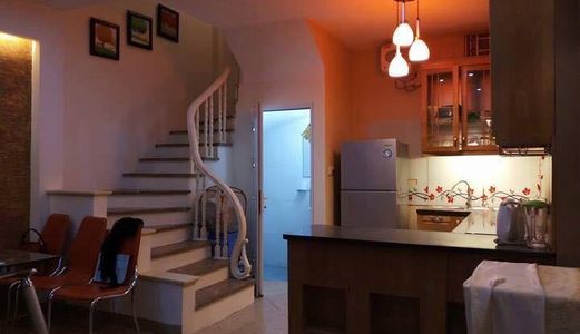 Nhà Đẹp Cực Hiếm 38M2 5 Tầng Đào Tấn 110Tr/m2 Không Còn Gì Chê