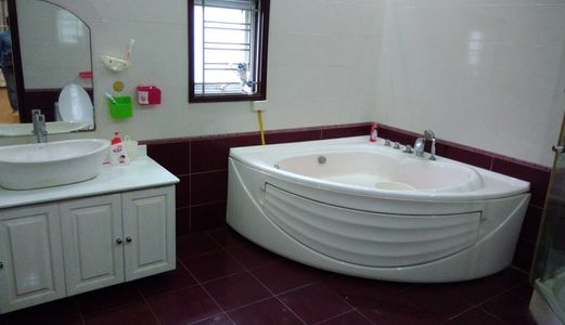 Nhà Đẹp Lê Trọng Tấn 45M2, 5 Tầng, Mt 7M Giá 5.6 Tỷ. Lô Góc 2 Mặt Thoáng.