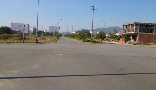 Đất Nền Cạnh Trường Fpt Giá 500Tr/lô, Đi Bãi Tắm Tân Trà 1,5Km