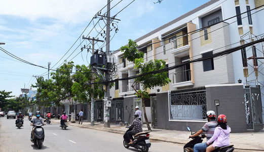 Nhà Mặt Tiền Gần Đường Lê Trọng Tấn . Giá 1. 49 Tỷ (30% Căn Nhà ) Tiện Kinh Doanh Dt 158M