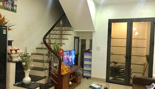 Nhà Đẹp Ngõ Bagác Rộng, Gần 40M2, Chỉ 2.25 Tỷ Phạm Văn Đồng, Quận Từ Liêm.