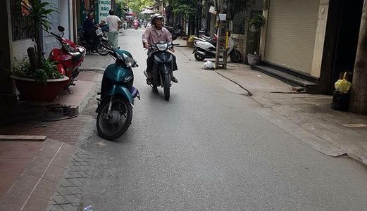 Mặt Phố, Thang Máy, Ôtô Đỗ Cửa, Bán Nhà Đê La Thành, Quận Đống Đa, 51M2X7T, Mt4.6M, 9.49 Tỷ.